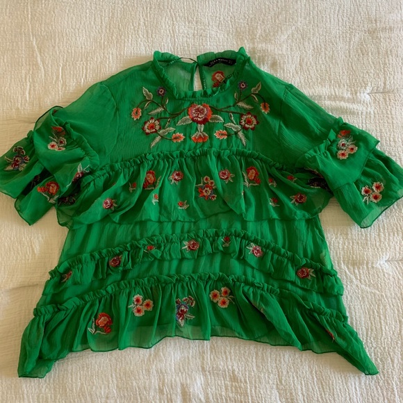 Floral top - Picture 2 of 2